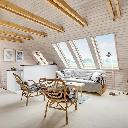 3 Bedroom Amazing In Prázdninový dům